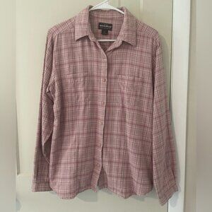 Women’s Woolrich Medium Pink Plaid Long Sleeve Button Down Shirt
